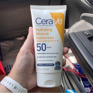 CeraVe Hydrating Mineral Sunscreen SPF 50